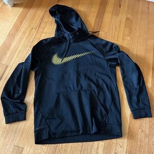 Nike Black Therma-Fit Apparel